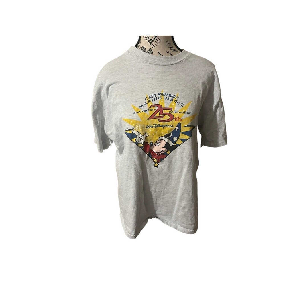 Vintage 1996 Walt Disney World Cast Member 25th Anniversary t-shirt Size Large